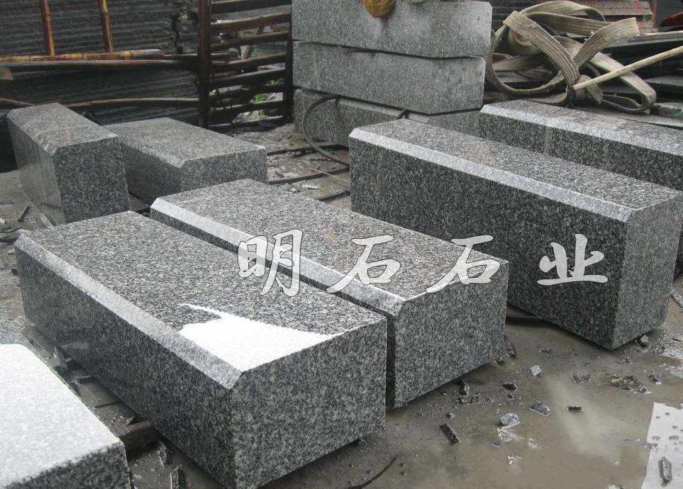 武漢路緣石價格